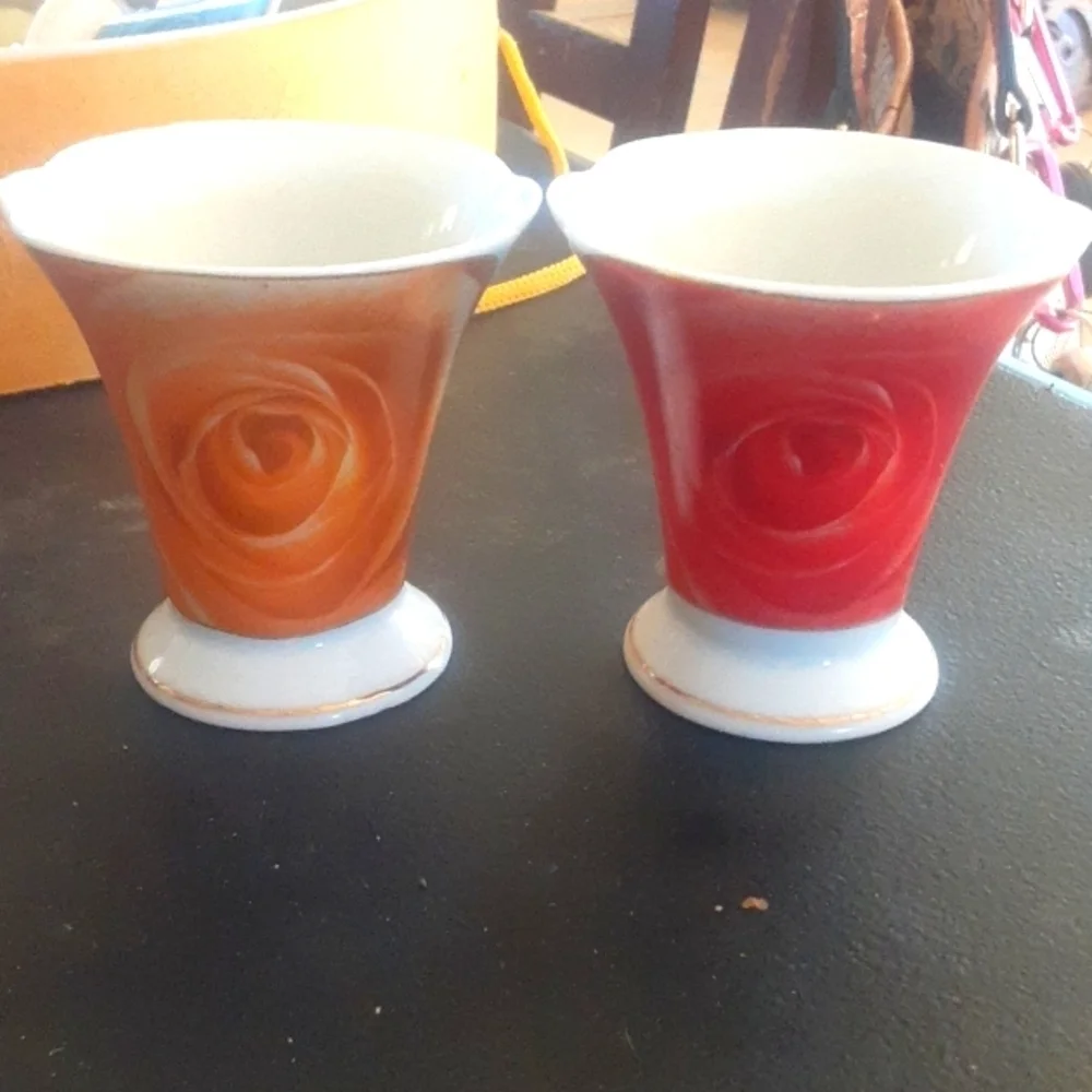 Set of Red and Orange Decorative Cups